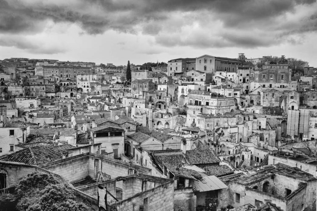 Limestone Home Of Medera - Susan Quinn